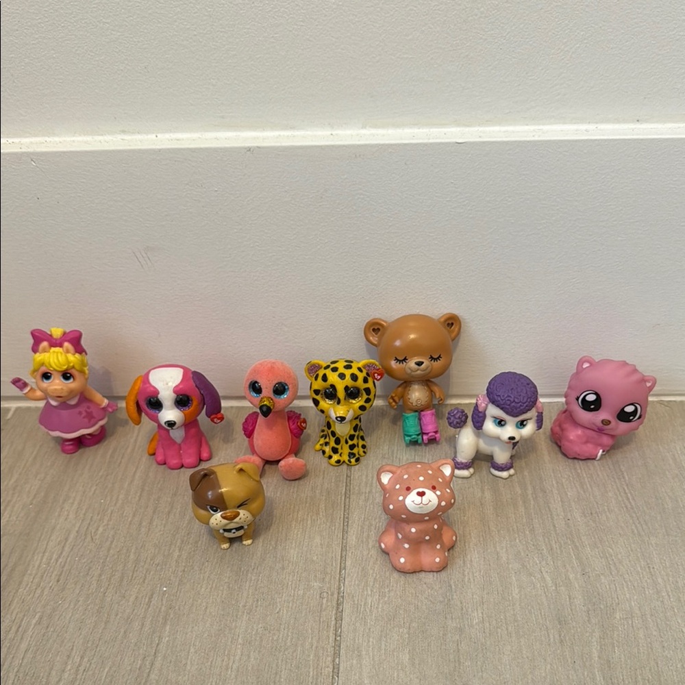 TY MINI BOO AND MISC FIGURES BUNDLE SET